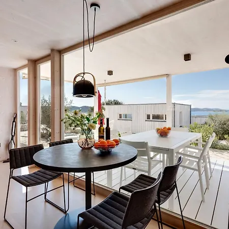 Holiday home Buqez 12 *